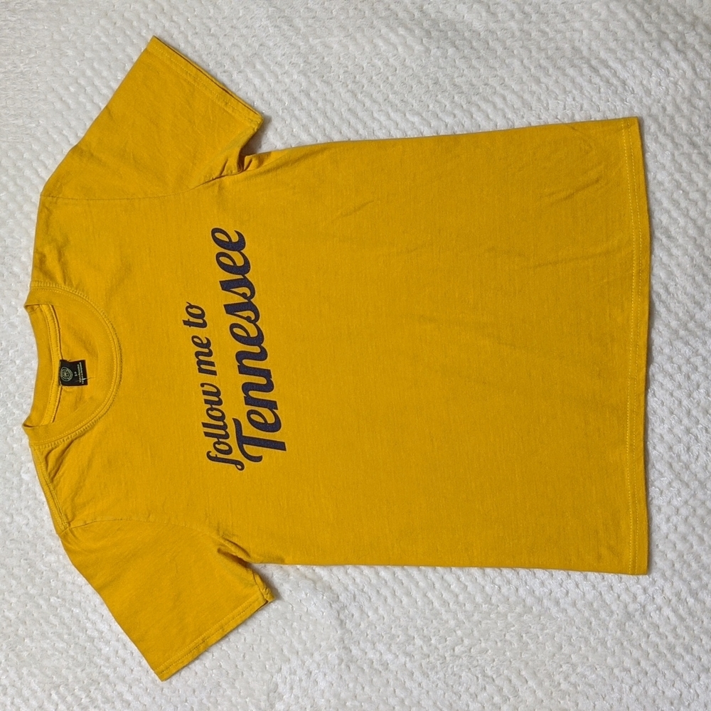 Urban Outfitters "Follow Me To Tennessee" Graphic T-shirt - Picture 2 of 5